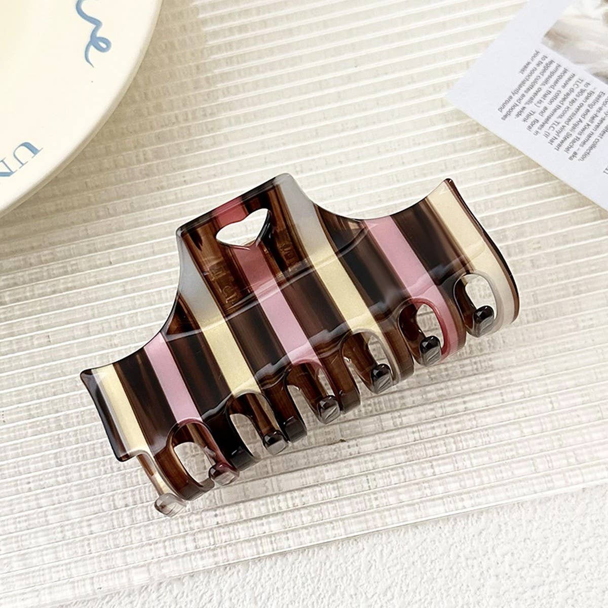 CONTRAST SQUARE STRIPE HAIR CLIP