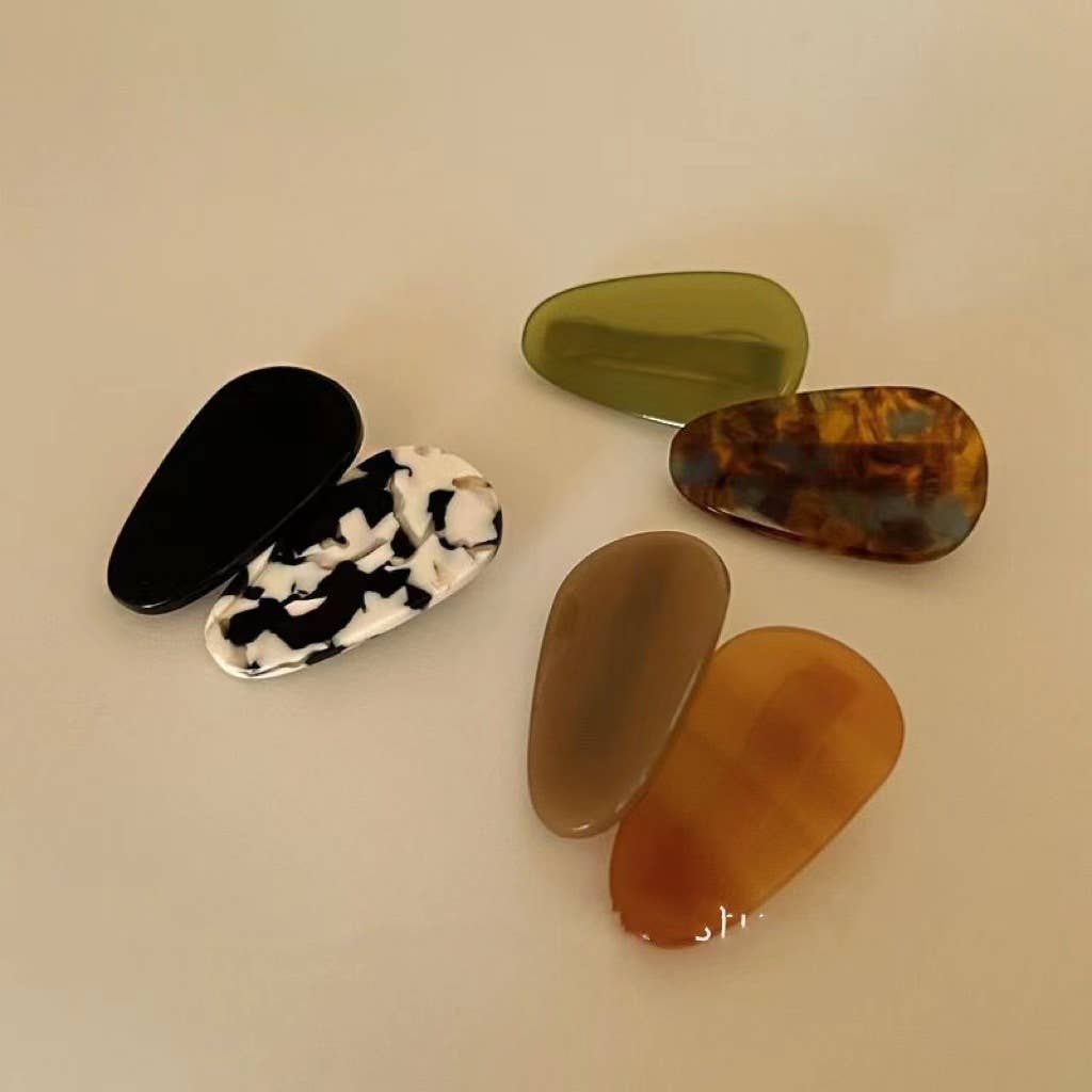 Simple cute acrylic melon seed-shaped hair clips