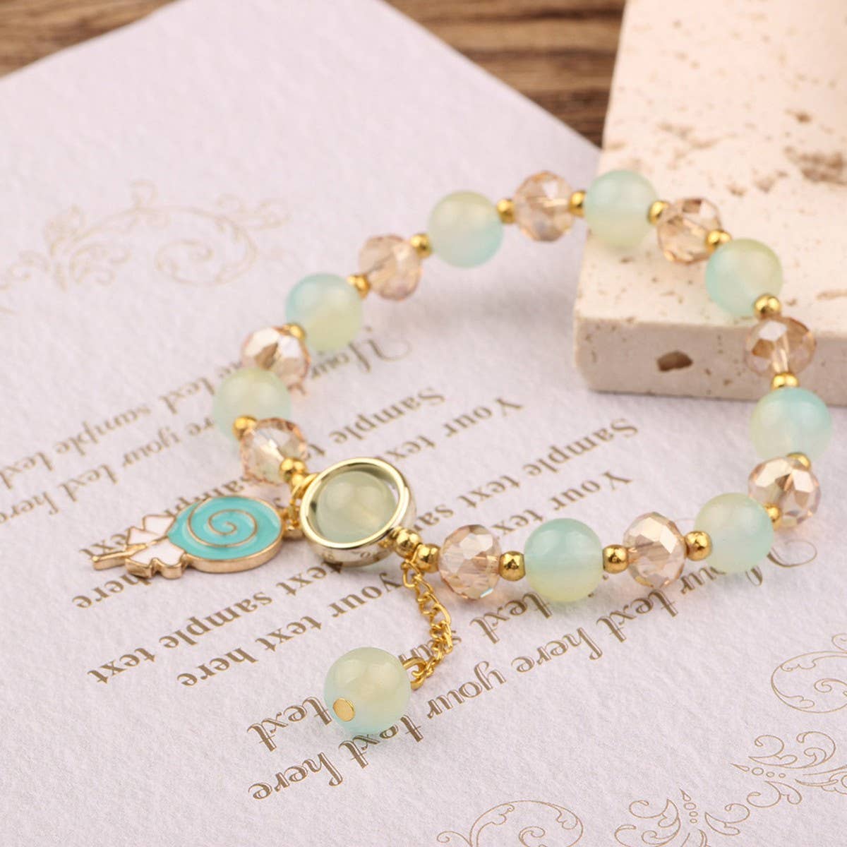 NEW DESIGN HIGH-GRADE FRESH CRYSTAL BRACELET