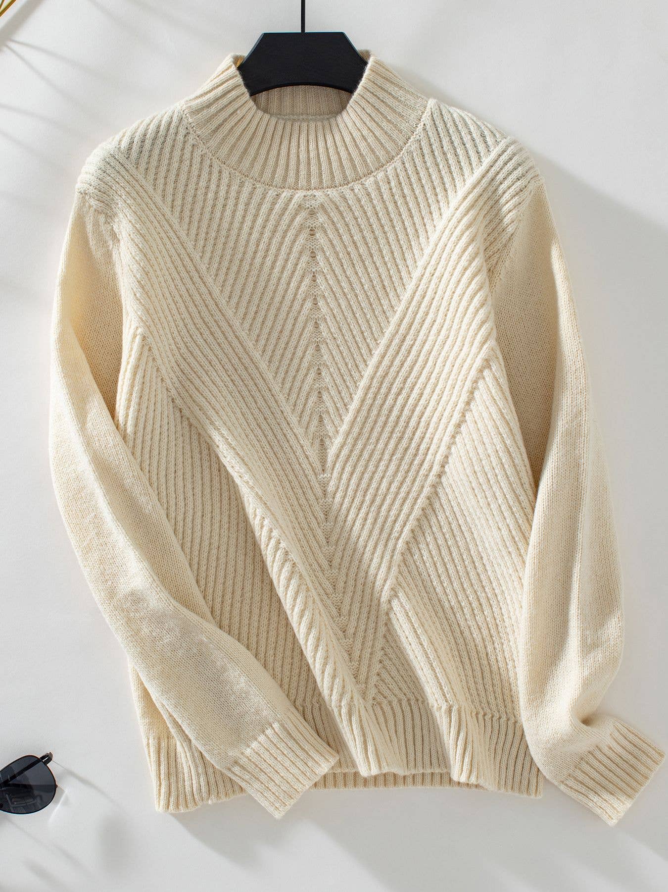 SOLID COLOR SEMI-TURTLENECK LONG-SLEEVED SWEATER
