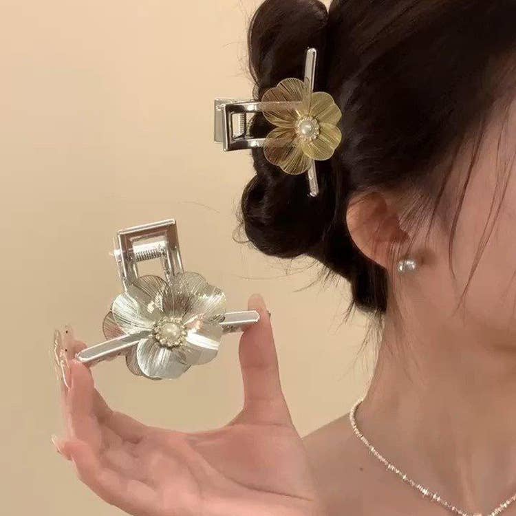 DESIGN METAL SILVER NEEDLE HOLLOW FLOWER HAIRPIN