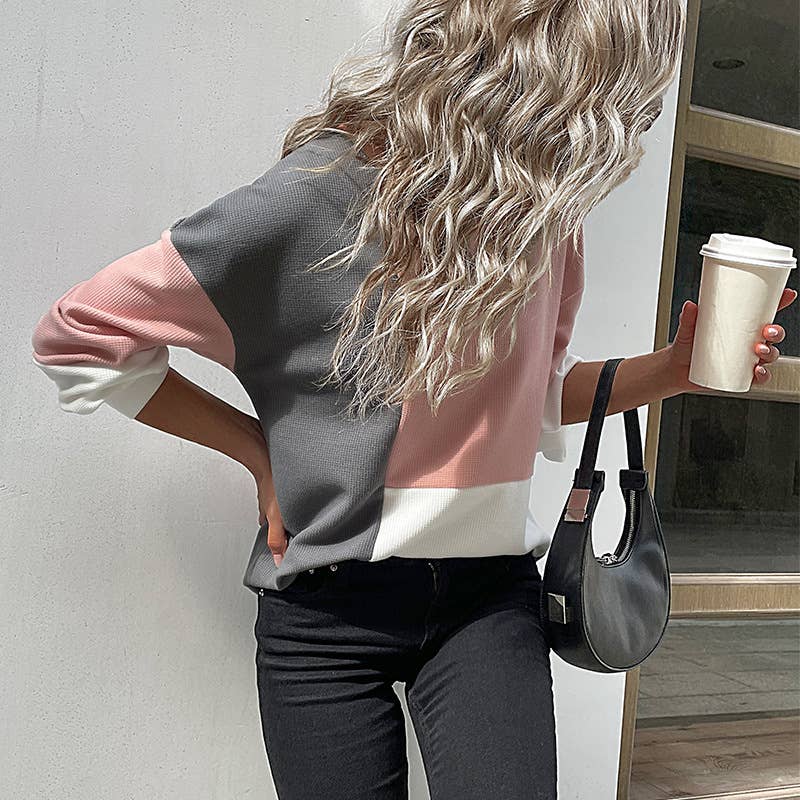 SLOUCHY CREW-NECK SWEATER IN CONTRASTING COLORS
