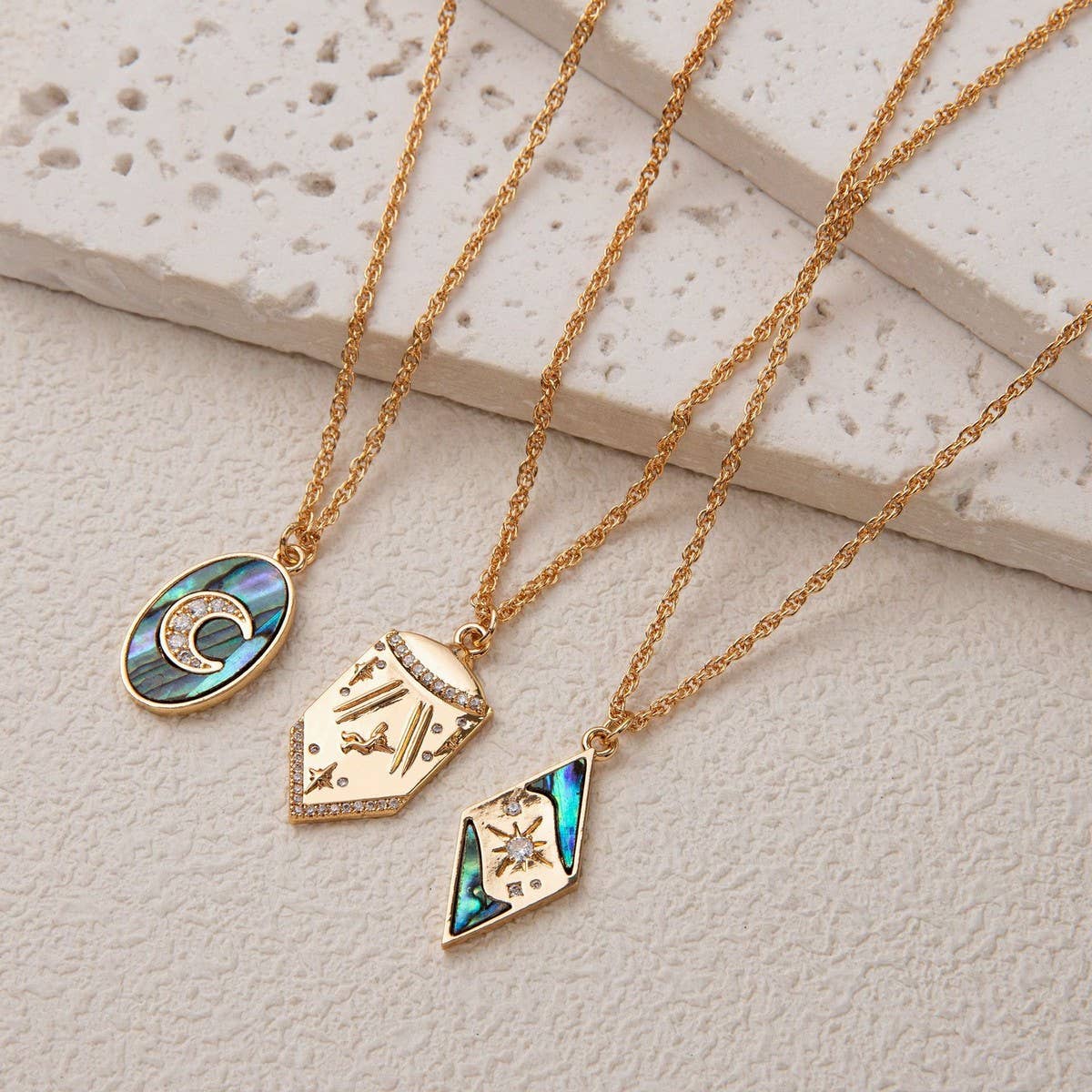 Star & Moon Pendant ??Long Statement Necklace_CWMM6970