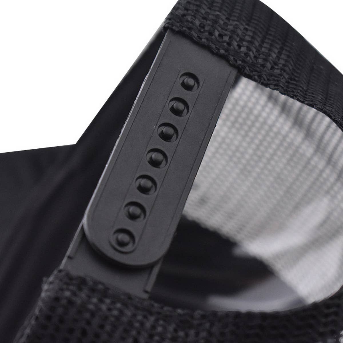 HIGH QUALITY EMBROIDERED GRAPHIC TRUCKER HAT_CWAH1360