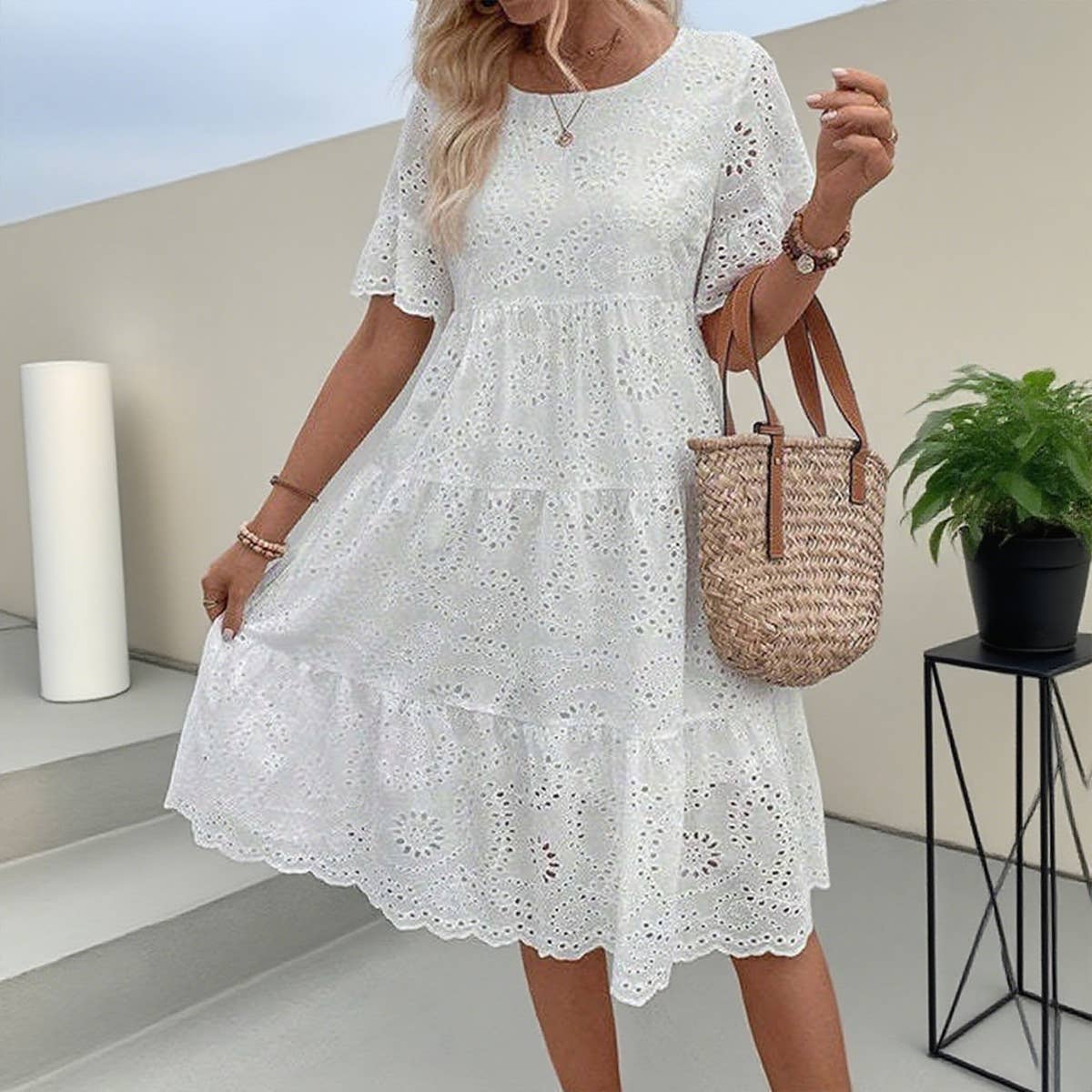 SOLID-COLOR COTTON EMBROIDERED LACE CUTOUT DRESS_CWDSD10724