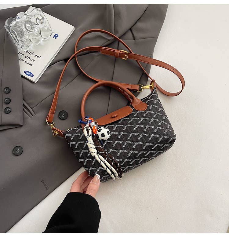 Large-capacity single-shoulder crossbody bag