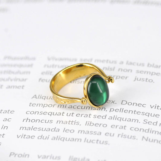 NEW FASHION RING WITH GREEN GEMSTONE