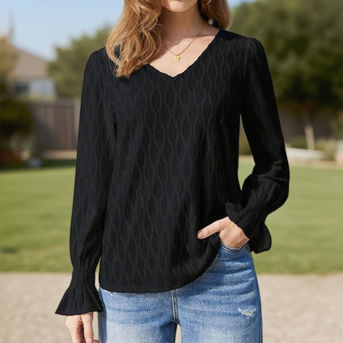 Fashion solid-color V-neck long-sleeved T-shirt