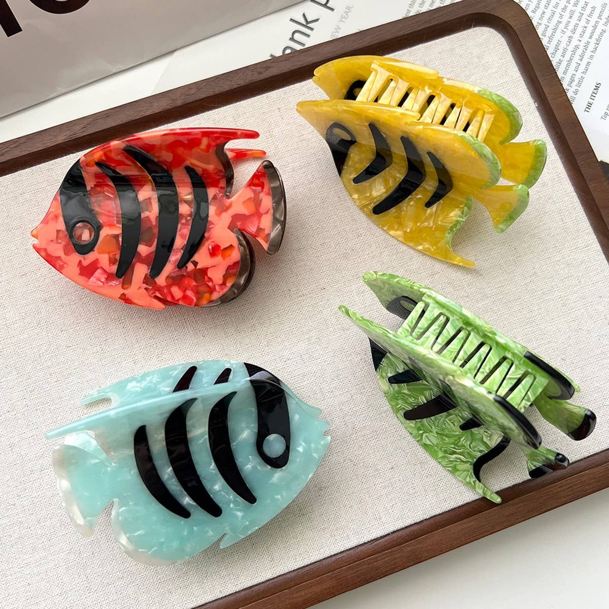 Dopamine Color Tropical Fish Acetate Claw Clip ? M