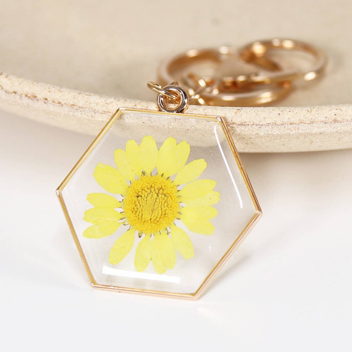 NEW NATURAL DRIED FLOWER KEYCHAIN PENDANT