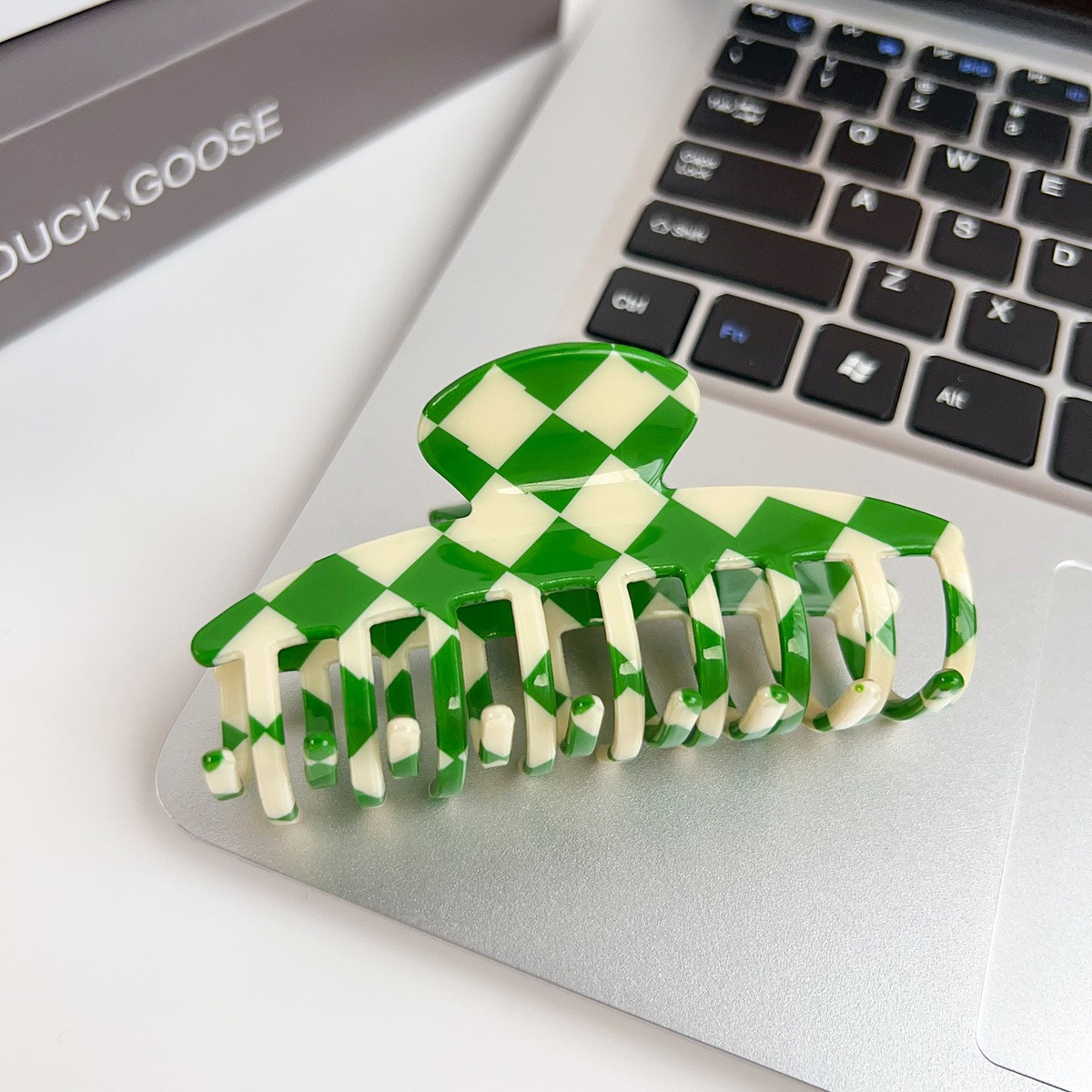 Checkerboard Hair Claw ??Candy Color Acetate Look_CWAHA0395