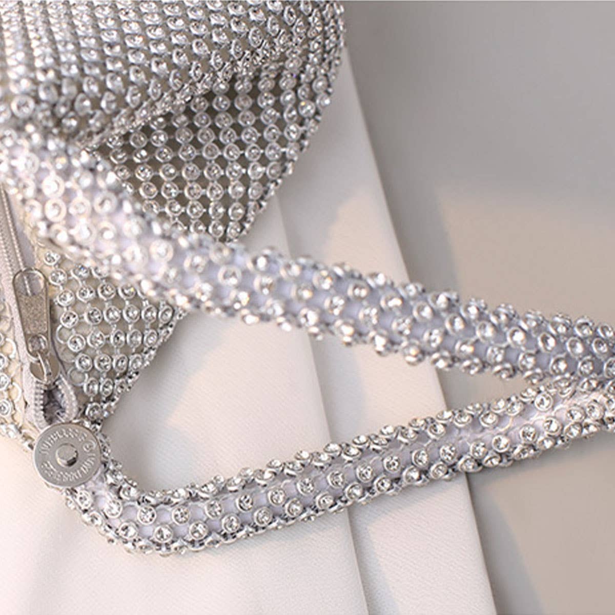 PURE HANDMADE WATERMELON DINNER TOP HANDLE BAG_CWAB3607