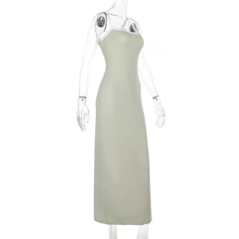 Sexy body-hugging and slimming halter dress