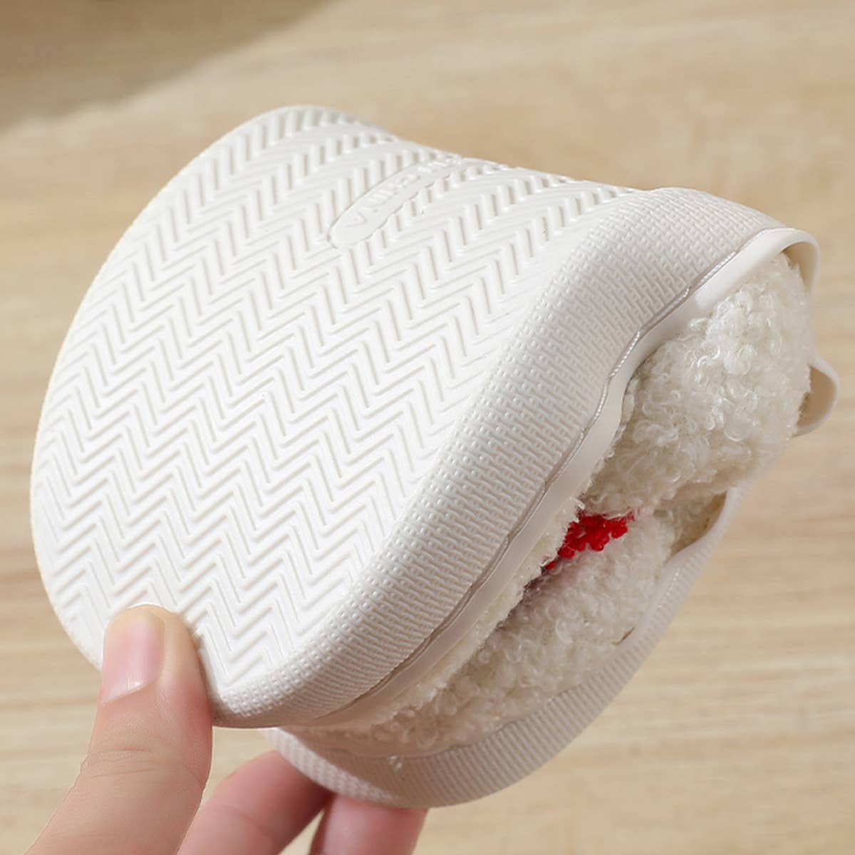 CARTOON MUSHROOM PATTERN COTTON SLIPPERS_CWSHS0277