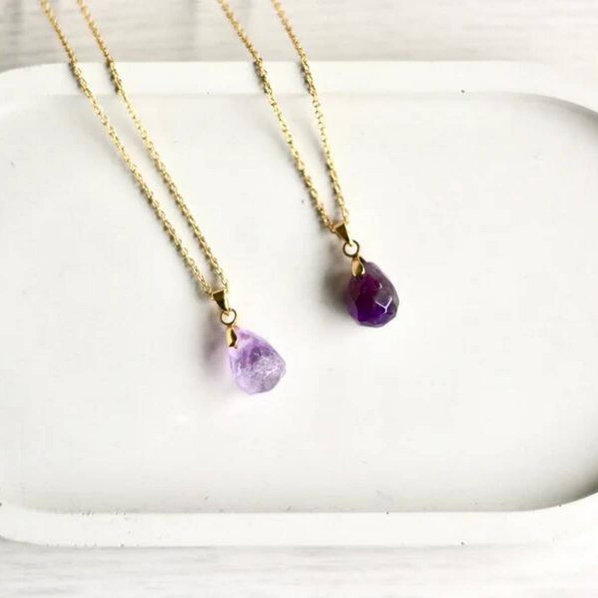 FASHIONABLE NATURAL STONE CRYSTAL PENDANT NECKLACE