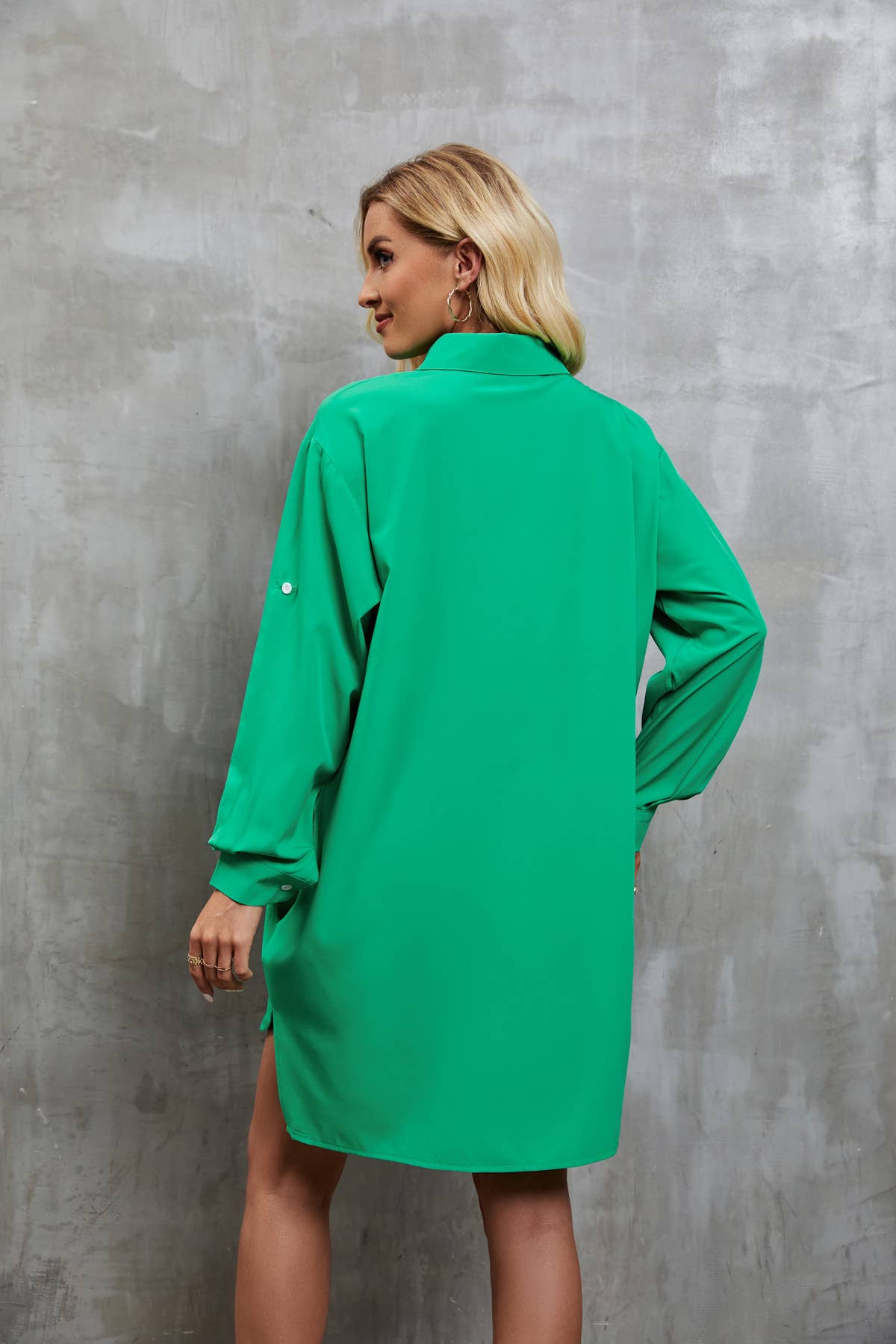 Baggy double-pocket solid color shirt