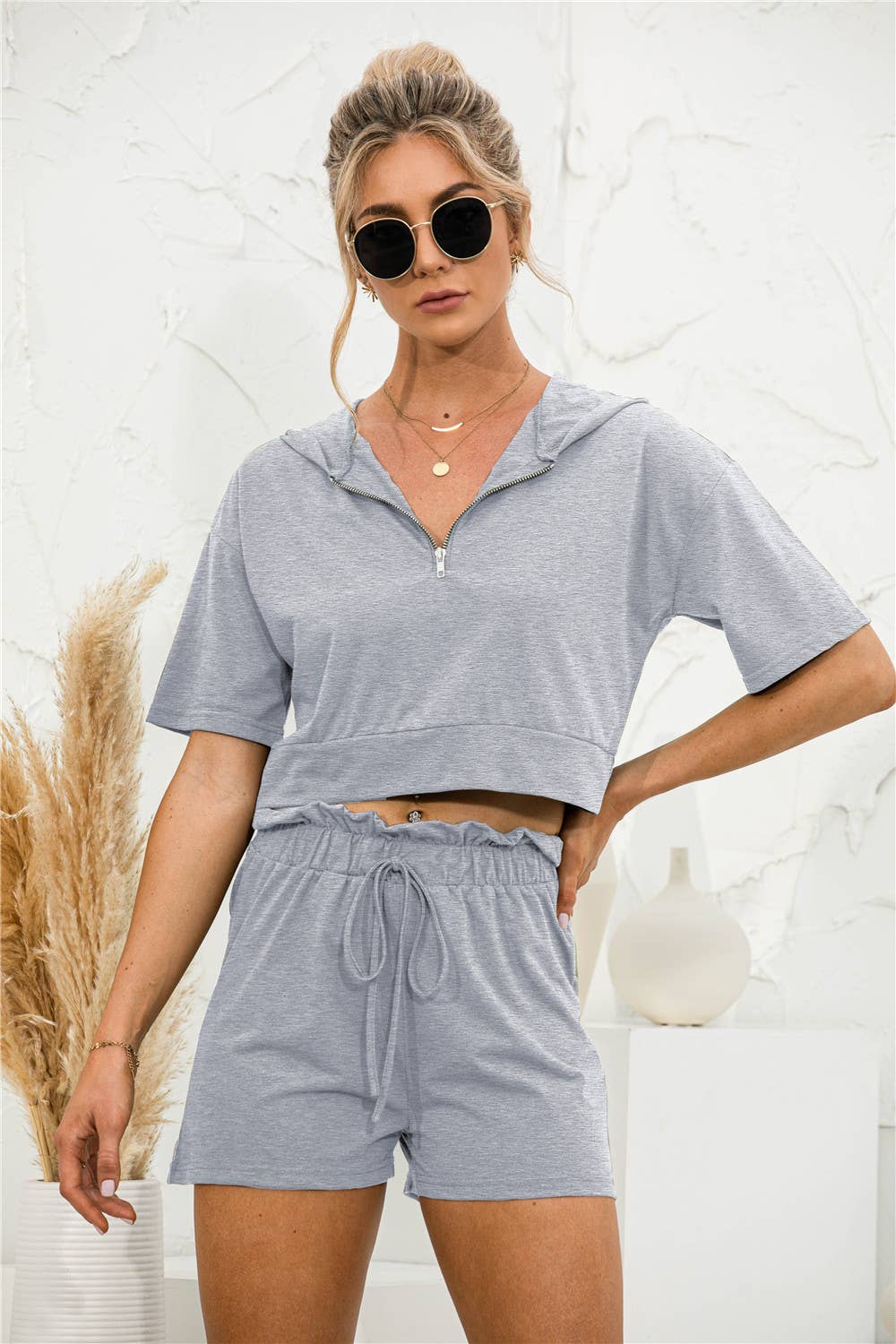 SOLID COLOR HOODED ZIPPER SHORTS CASUAL SUIT