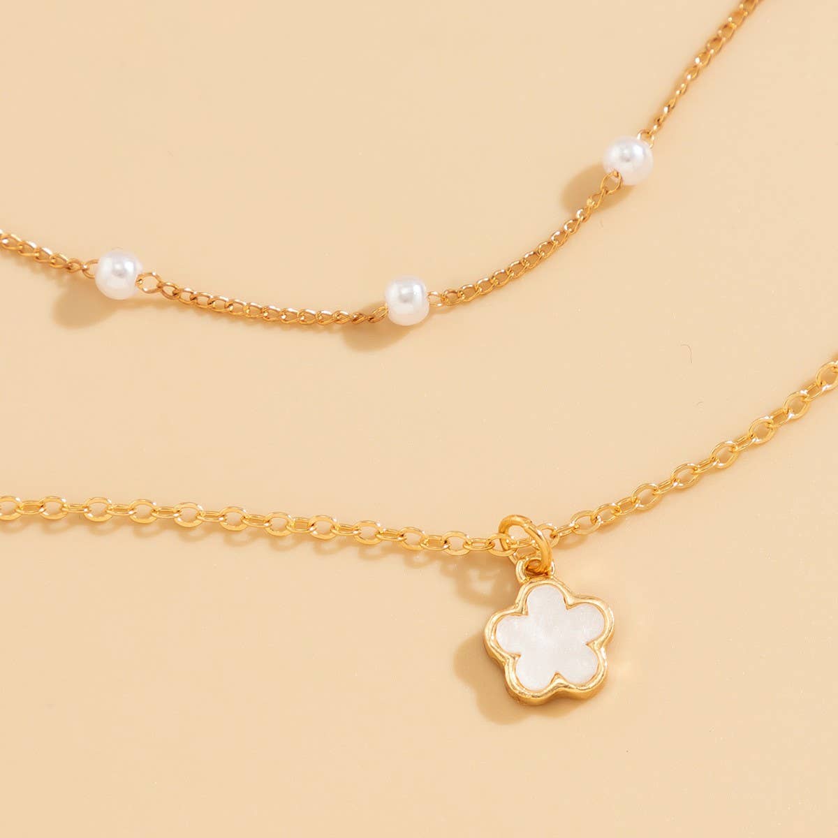 SIMPLE IMITATION PEARL BEADED FLOWER NECKLACE_CWAJE1133