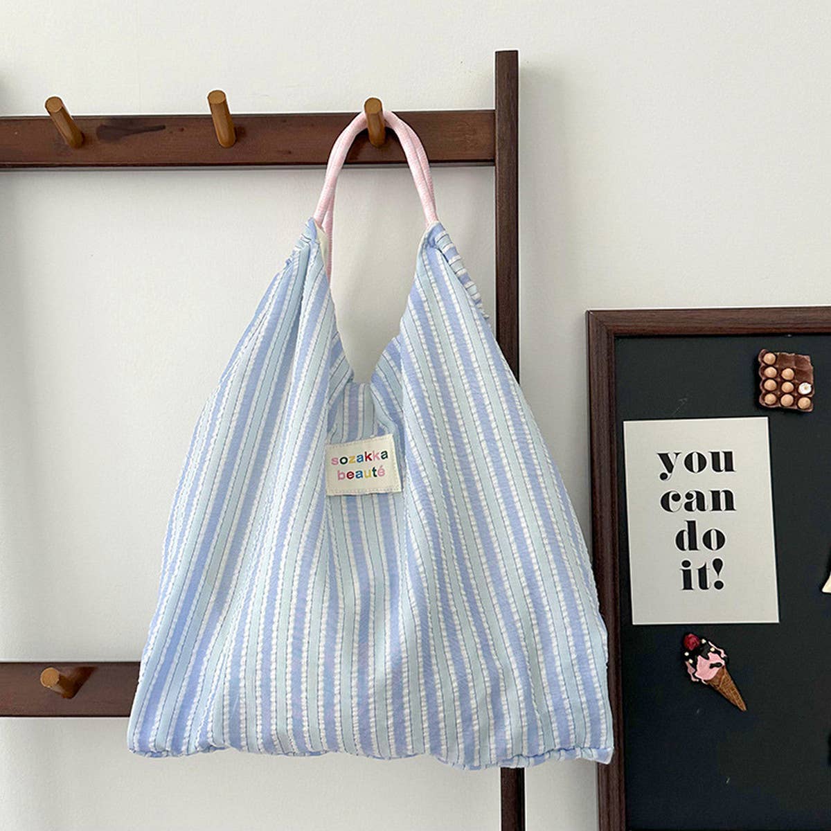 STRIPED LIGHTWEIGHT LARGE CAPACITY CANVAS BAG_CWAB3094