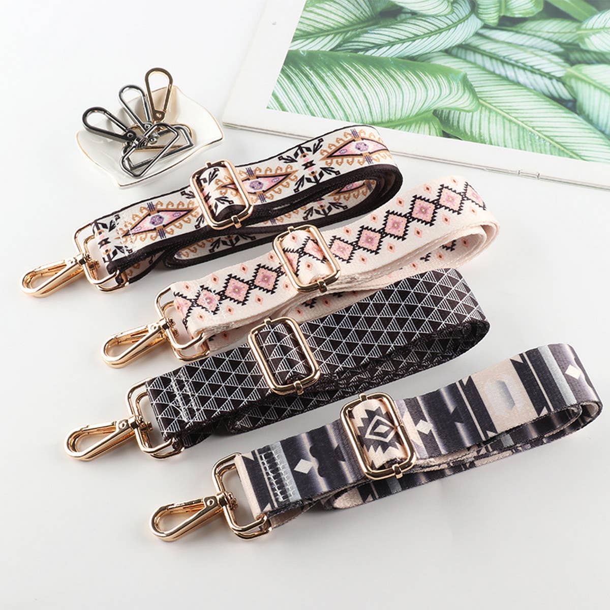 RETRO MULTI-COLOR ADJUSTABLE BAG STRAP_CWMM1058