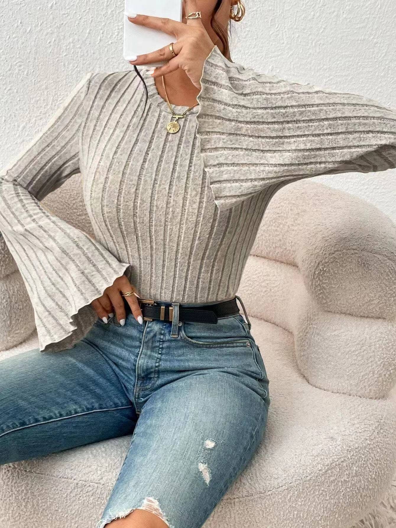 SHORT FLARED SLEEVE CREW NECK SLIM-FIT T-SHIRT