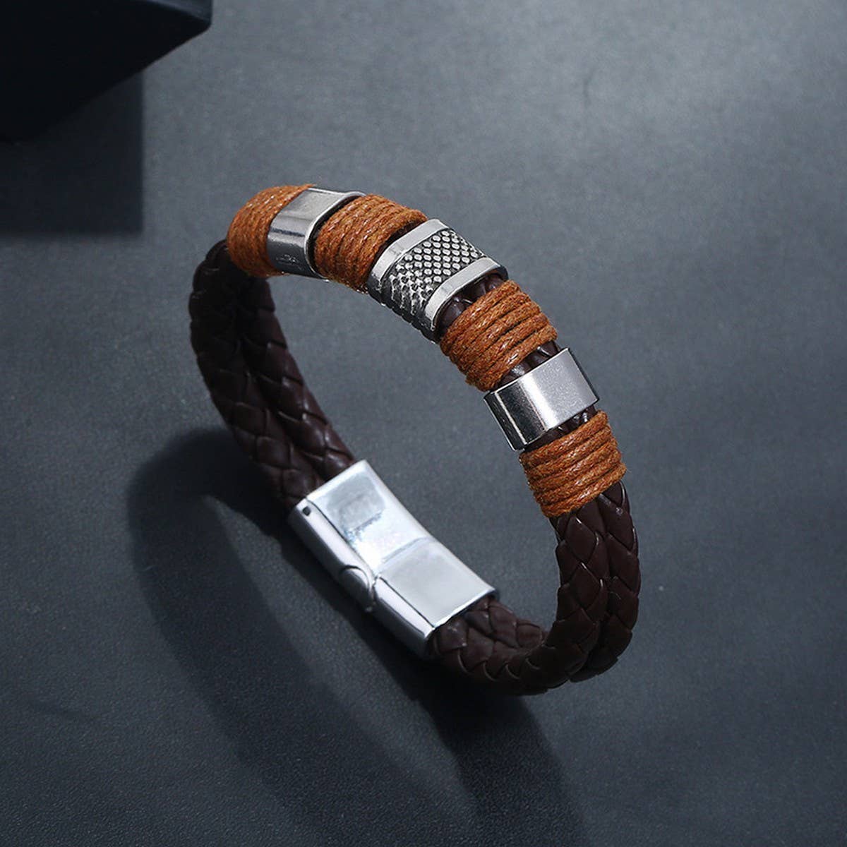 MEN'S PERSONALIZED SIMPLE LEATHER BRACELET