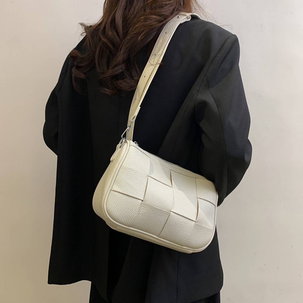 FASHION COLOR MATCHING PORTABLE UNDERARM BAG_CWAB2686