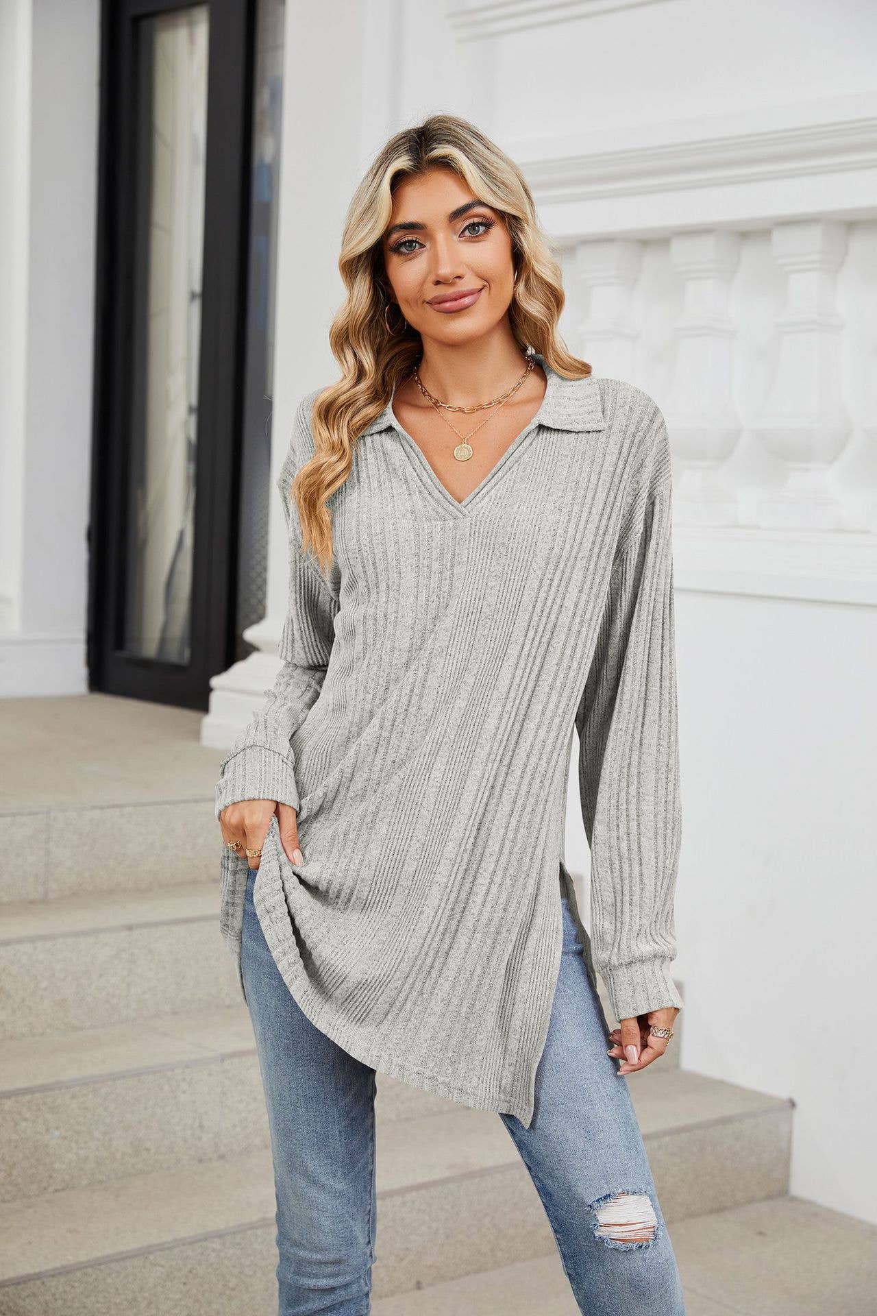 Solid-color V-neck long-sleeved loose slit Top