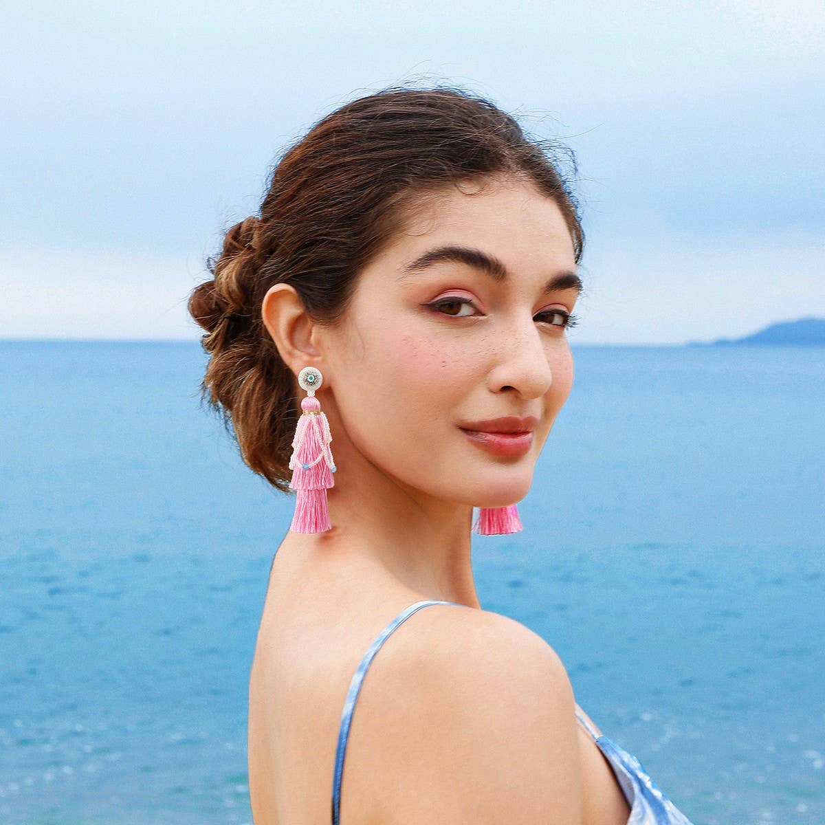 MINT MAMBO STYLE TRANSPARENT TASSEL EARRINGS