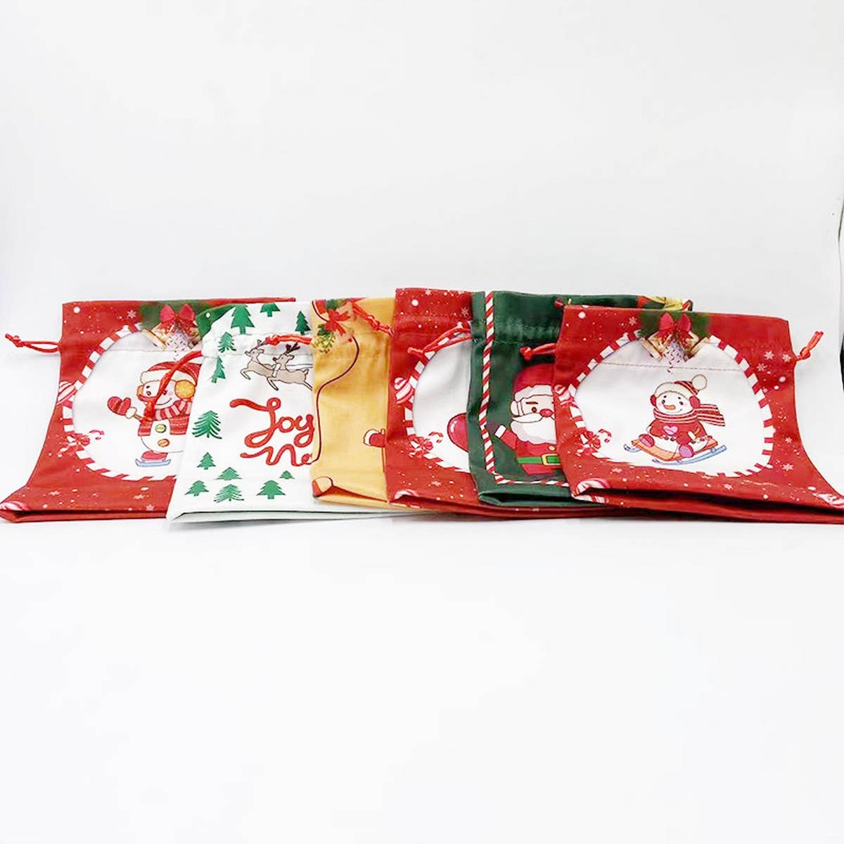 CWMM9697_CHRISTMAS EVE CARTOON DRAWSTRING GIFT BAG