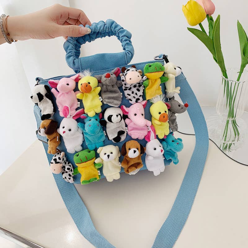 large-capacity pleated handbag featuring dolls