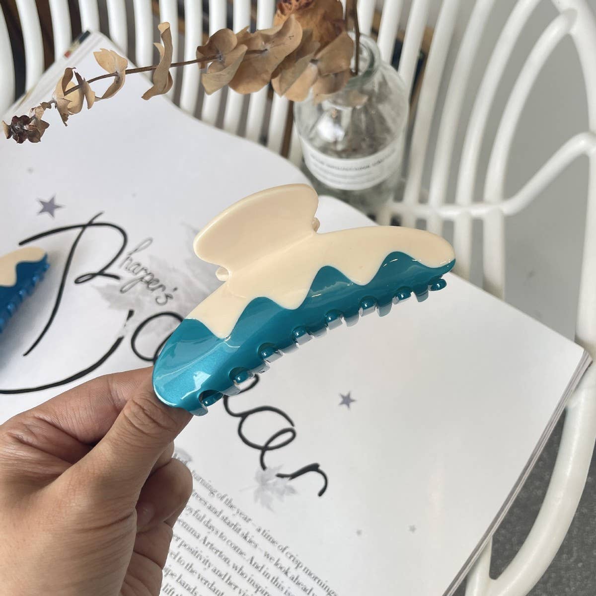 New color matching acrylic wave hairpin, medium