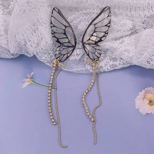 Personalized three-dimensional butterfly earrings