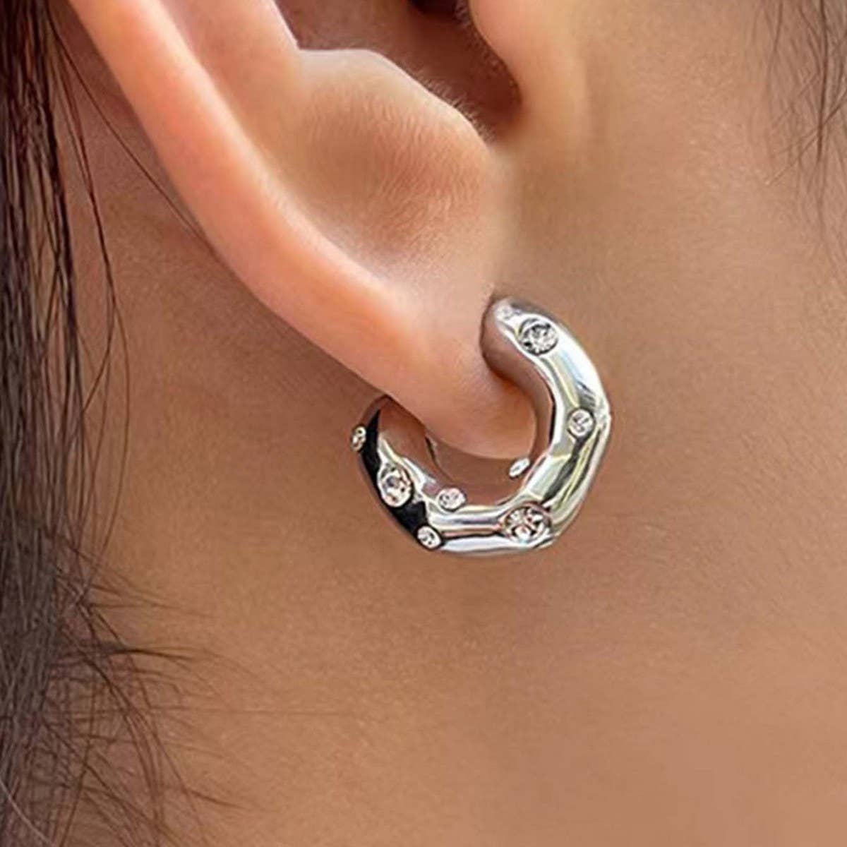 LIGHTWEIGHT COLORFUL GOLD HOOP EARRINGS