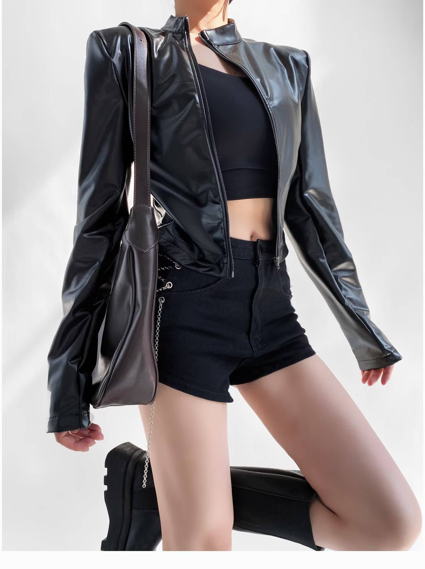 Stand-up collar slanted zipper leather jacket
