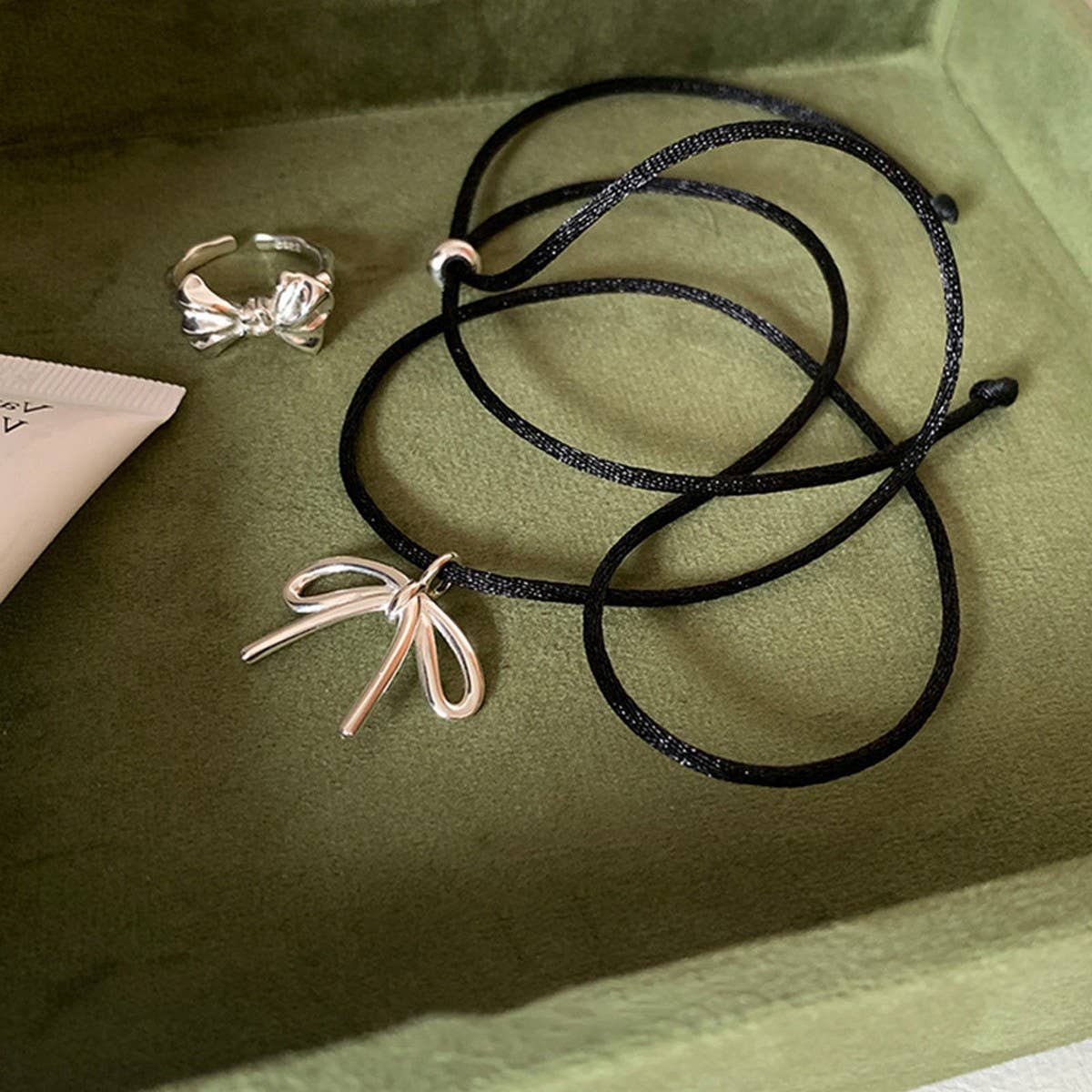 SWEET AND CUTE BOW DRAWSTRING NECKLACE FOR WOMEN