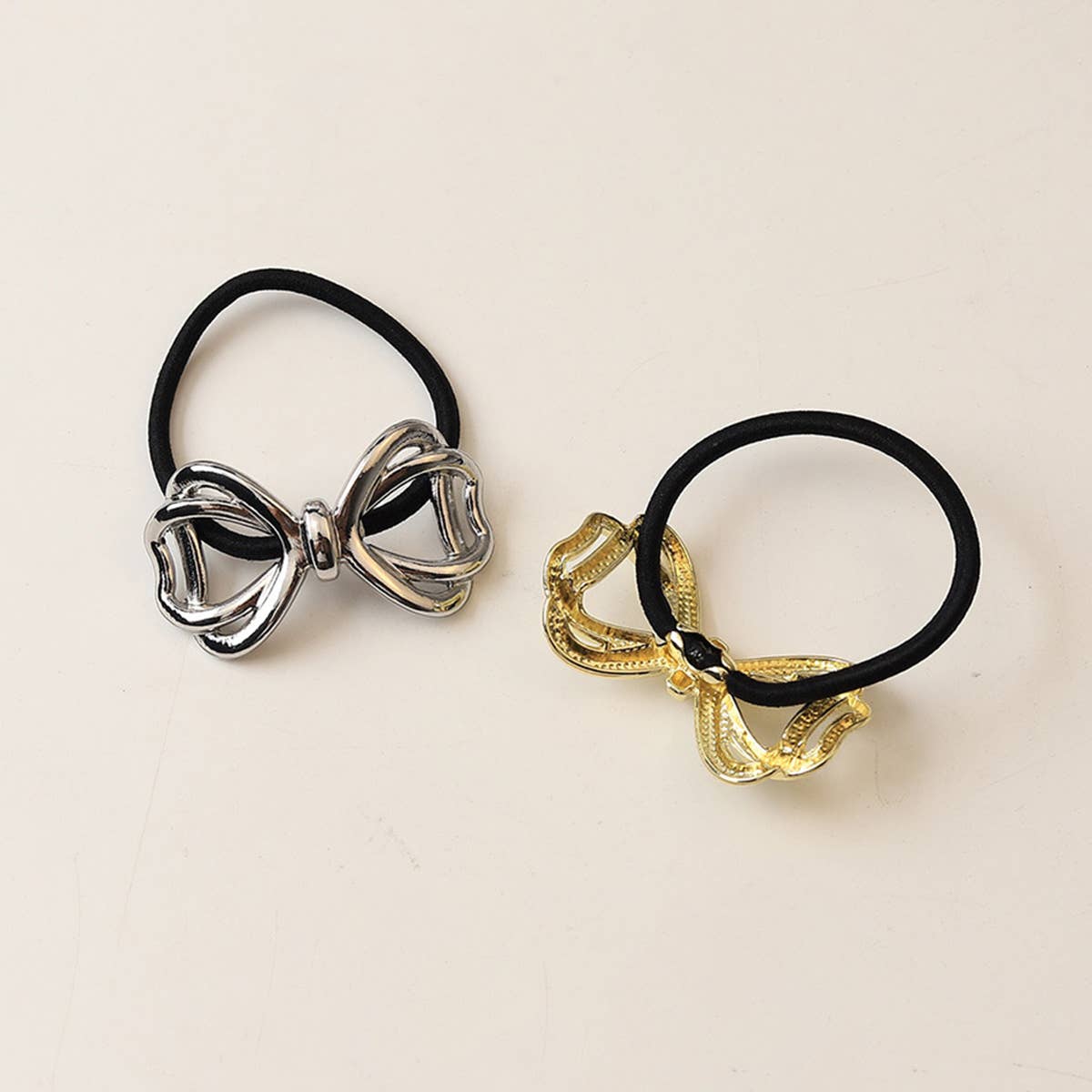 DESIGN HOLLOW BOW HAIR SCRUNCHIES