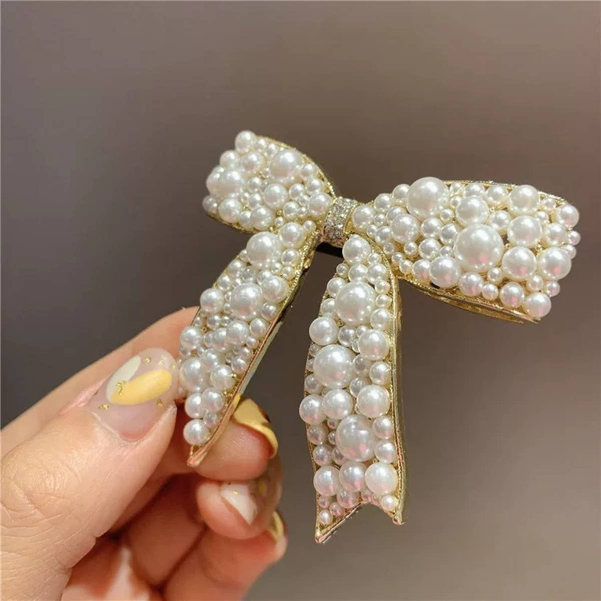 Pearl Bow Hair Clip ??5.5cm Elegant Spring Clip_CWAHA4676