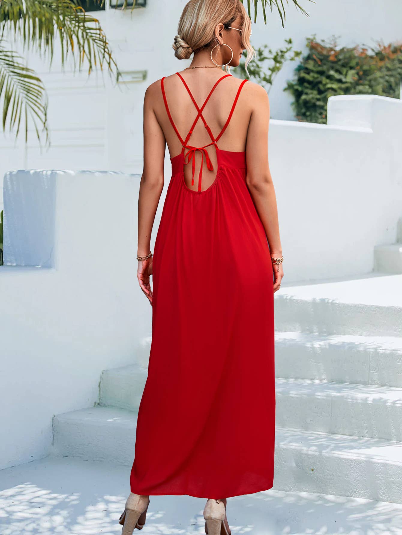 Sexy V-neck solid-color backless halter dress