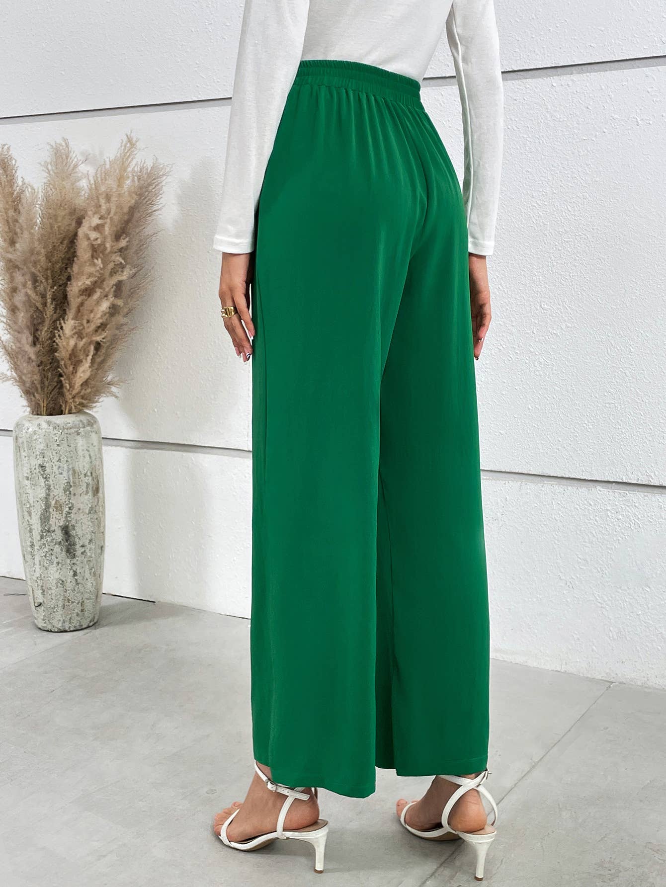 SOLID COLOR ELASTIC-WAISTBAND WIDE-LEG PANTS