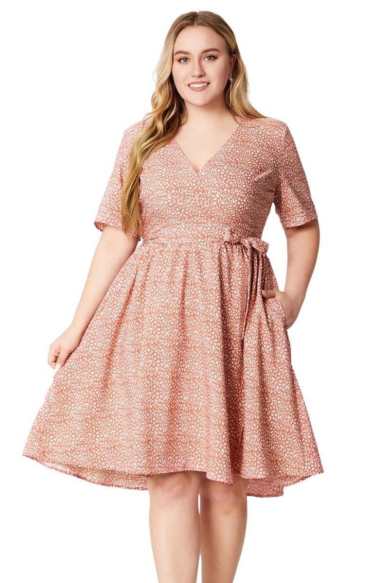 CWDSD5574_PLUS SIZED V-NECK POCKET PRINT DRESS