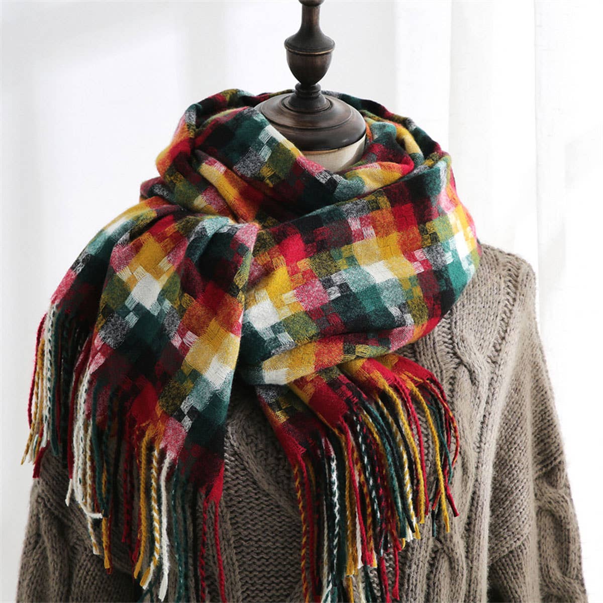 Plaid Fringe Scarf ??Trendy Winter Wrap_CWASC0199