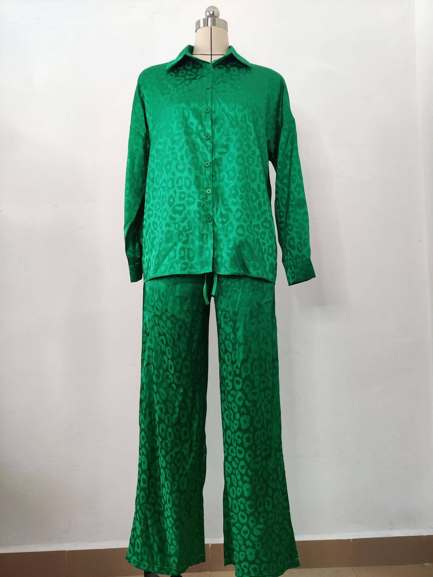 LONG SLEEVE LEOPARD PRINT FASHION WOMEN'S SUIT