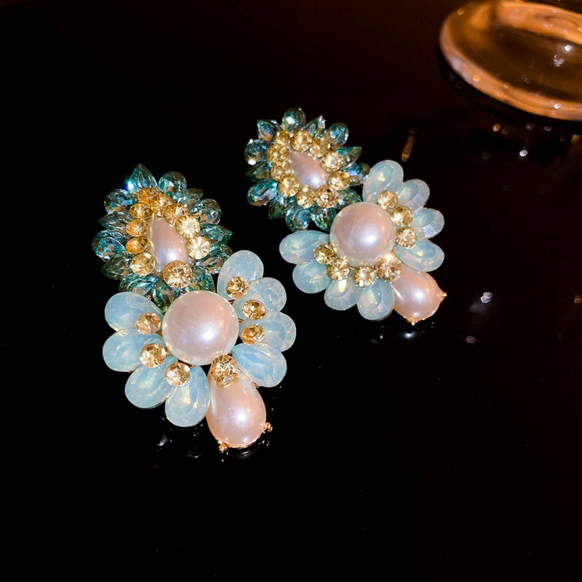 FRENCH PEARL FLOWER TASSEL EARRINGS