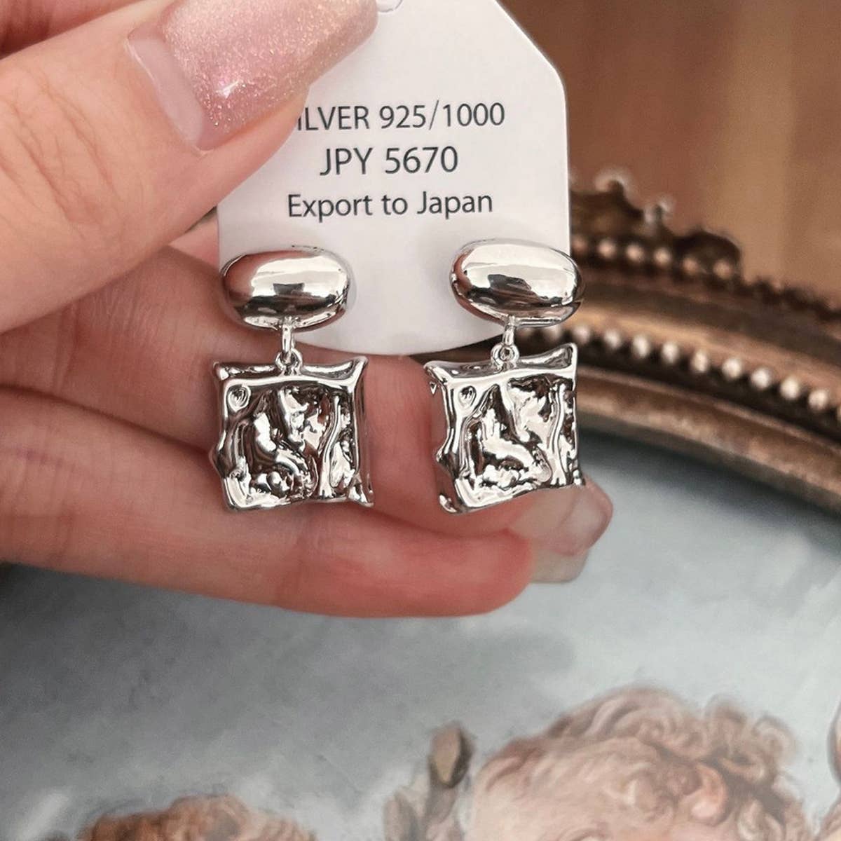 UNIQUE CONCAVE CONVEX EARRINGS