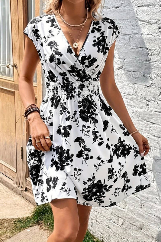 CWDSD8567_DEEP V FLORAL FLOWING SLEEVE DRESS