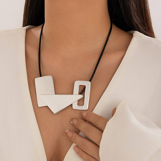 PERSONALIZED BRUSHED METAL HOLLOW NECKLACE_CWMM3140