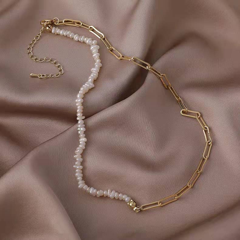 Baroque irregular retro freshwater pearl necklace