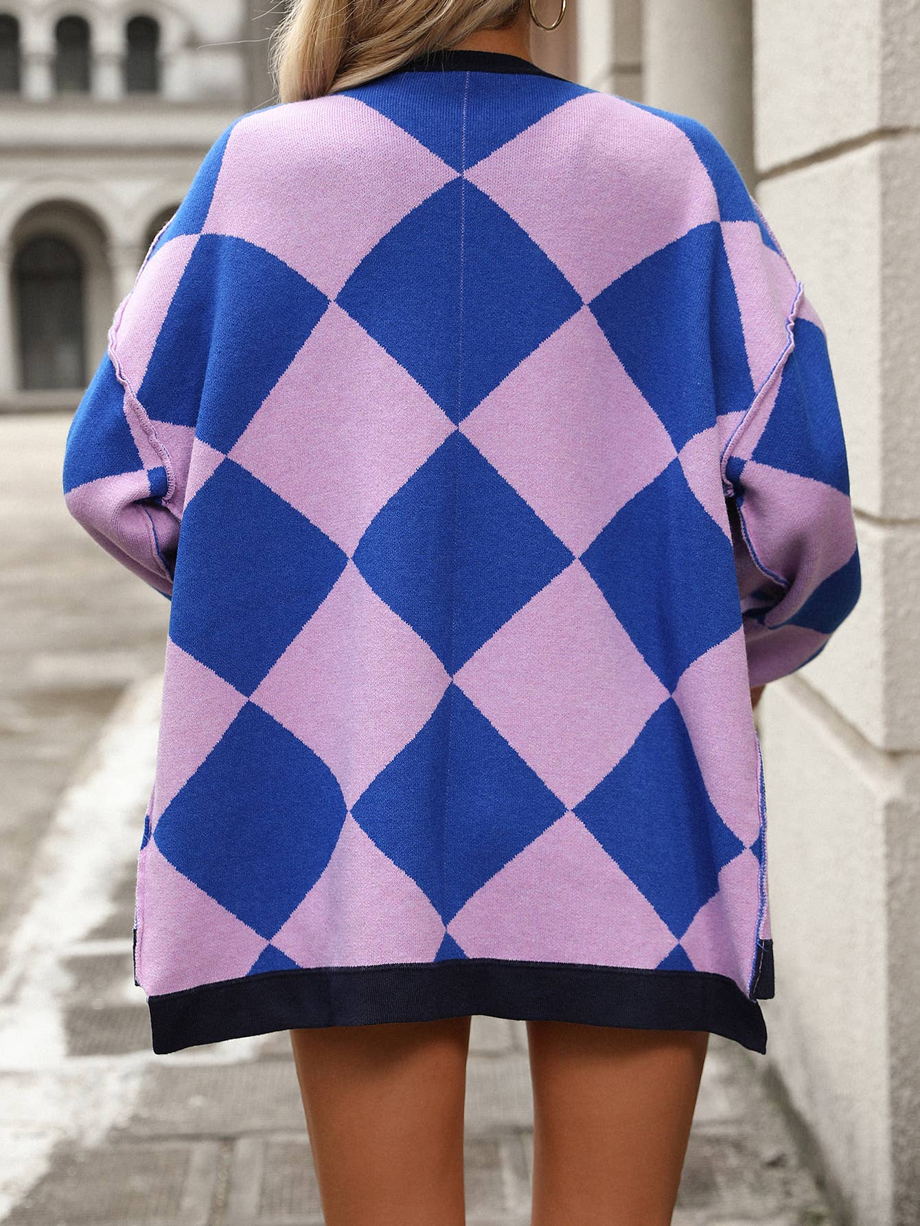 V-neck diamond check patchwork color cardigan