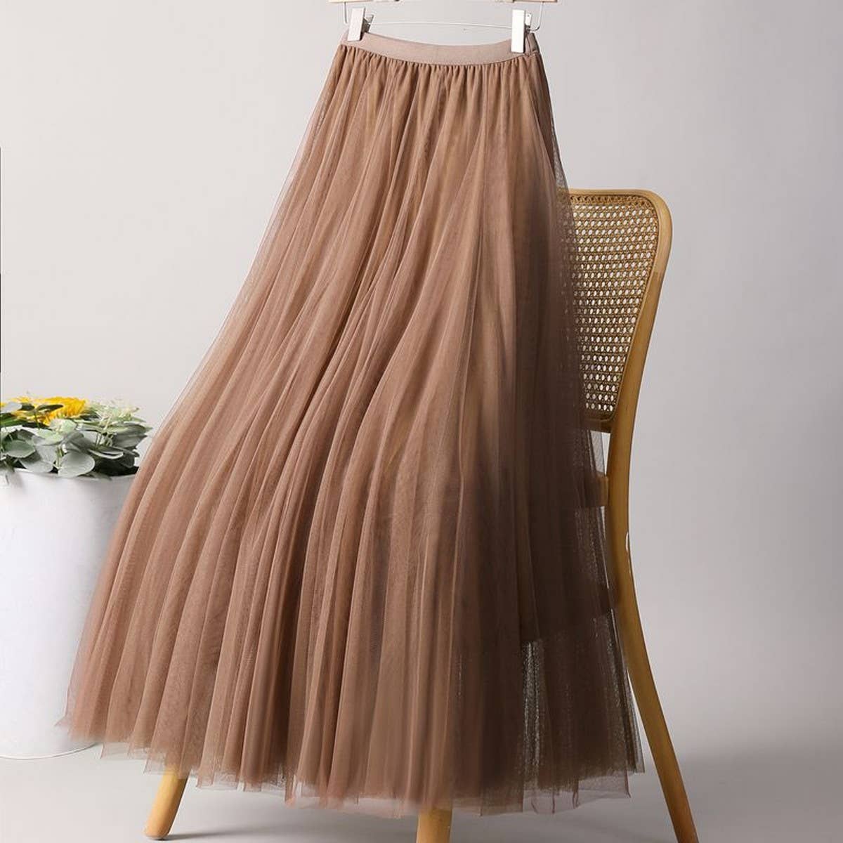 SOLID COLOR ELASTIC-WAIST MESH TULLE A-LINE SKIRT_CWBLS0372
